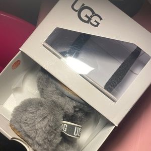 Gray ugg sandals